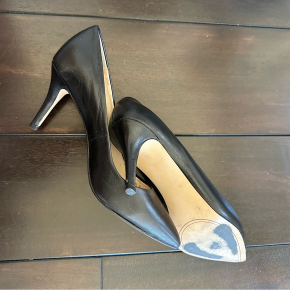 Boutique 9 black 3.5” pump. - Picture 3 of 3